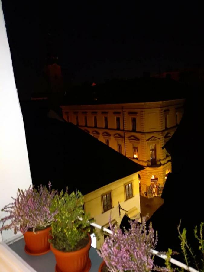 Center 23 - Old Town Apartment Zagreb Ngoại thất bức ảnh