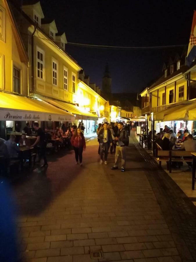 Center 23 - Old Town Apartment Zagreb Ngoại thất bức ảnh